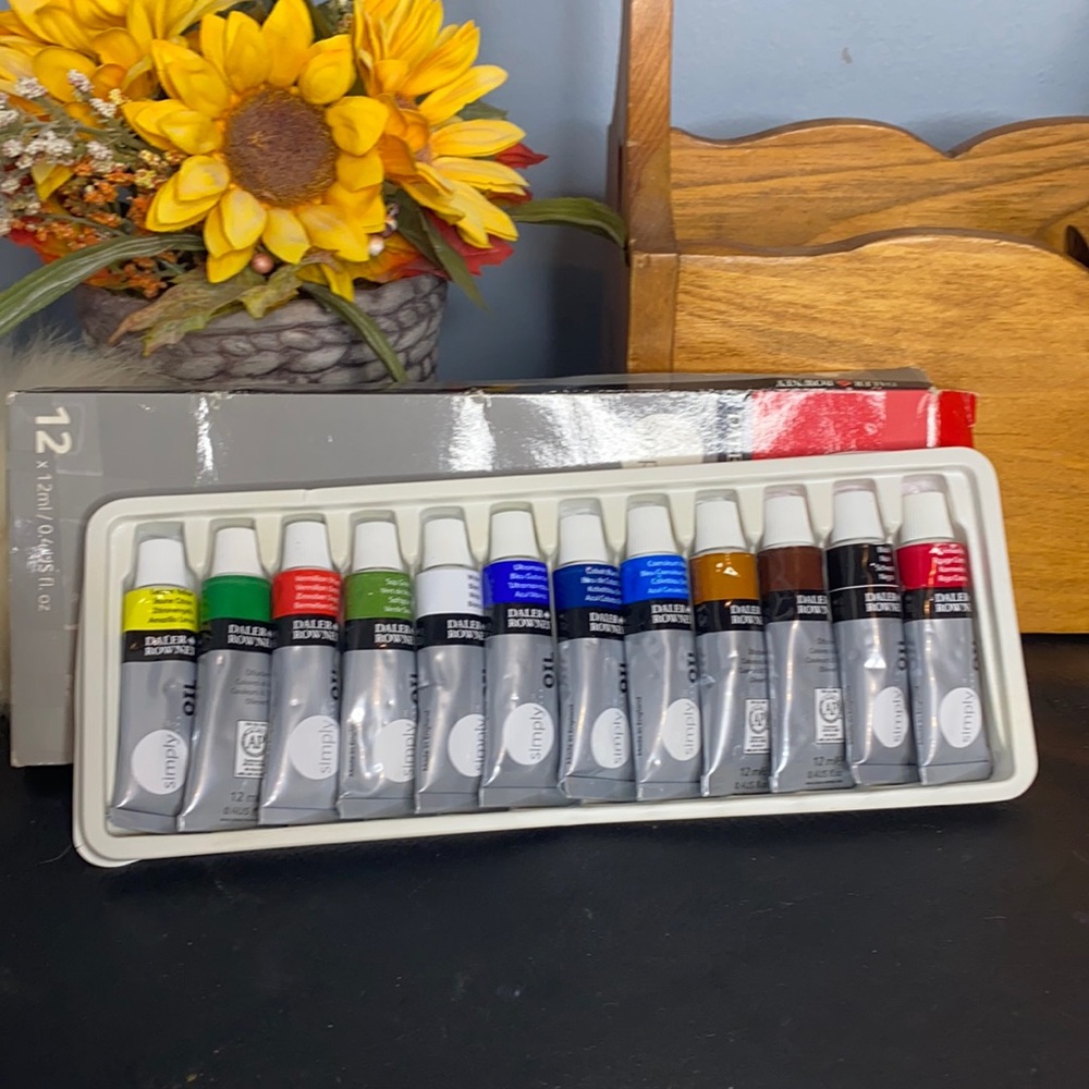 / Daler Rowney Oil Paint 12 Piece Set